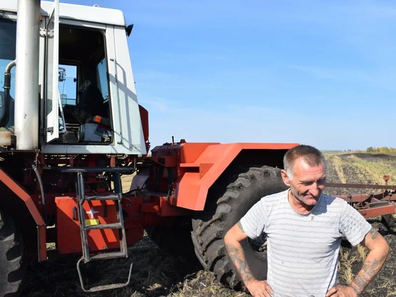 Межово саянский район красноярский край. Саянский район село Межово. ОАО Сибиряк русская Поляна. ООО Сибиряк. Новиков в м Саянский район.