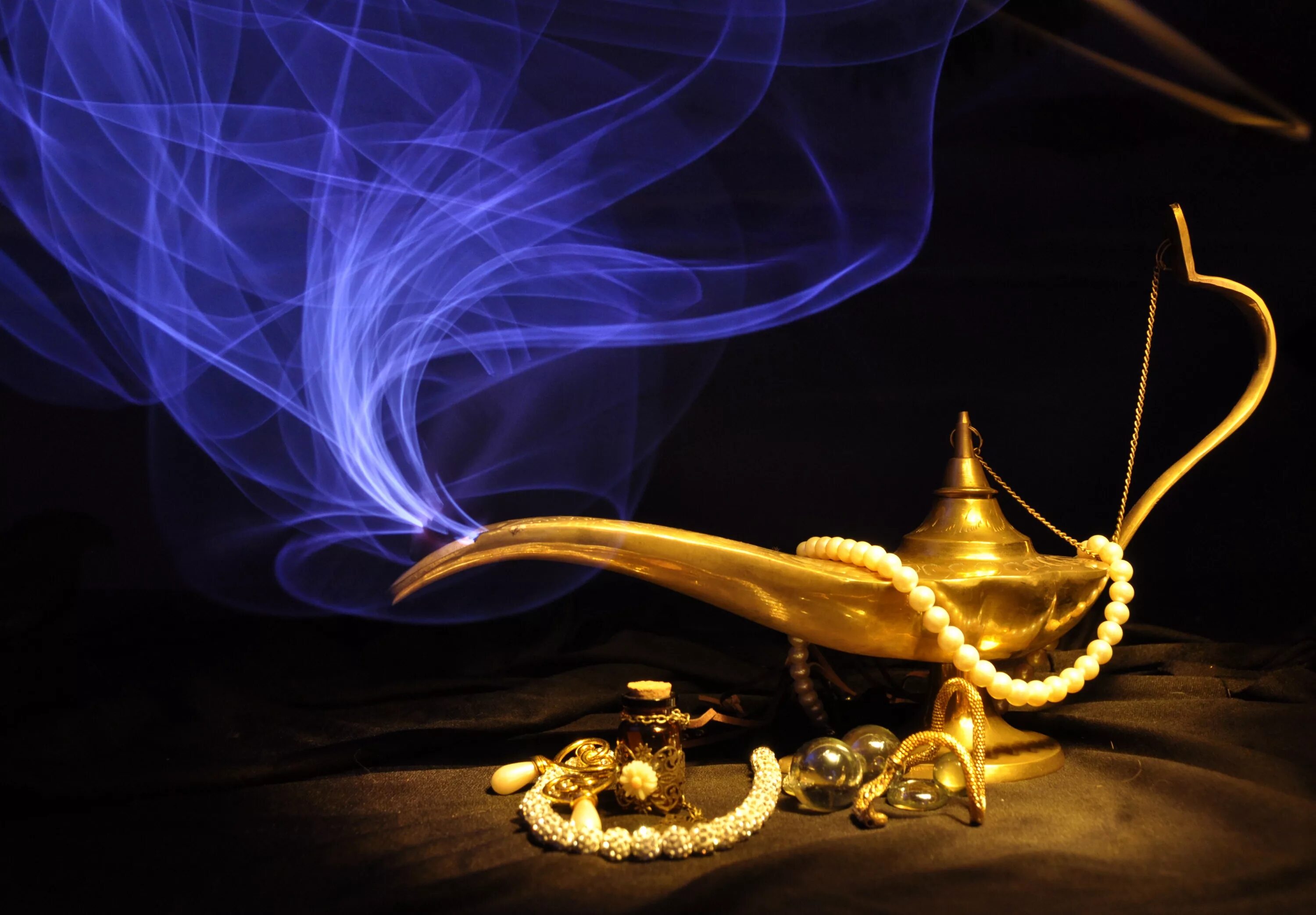 Волшебная лампа арт. Волшебная лампа аладдина. Лампа аладдина зеленый джинн. Волшебная лампа аладдина джин. Включи волшебную лампу.