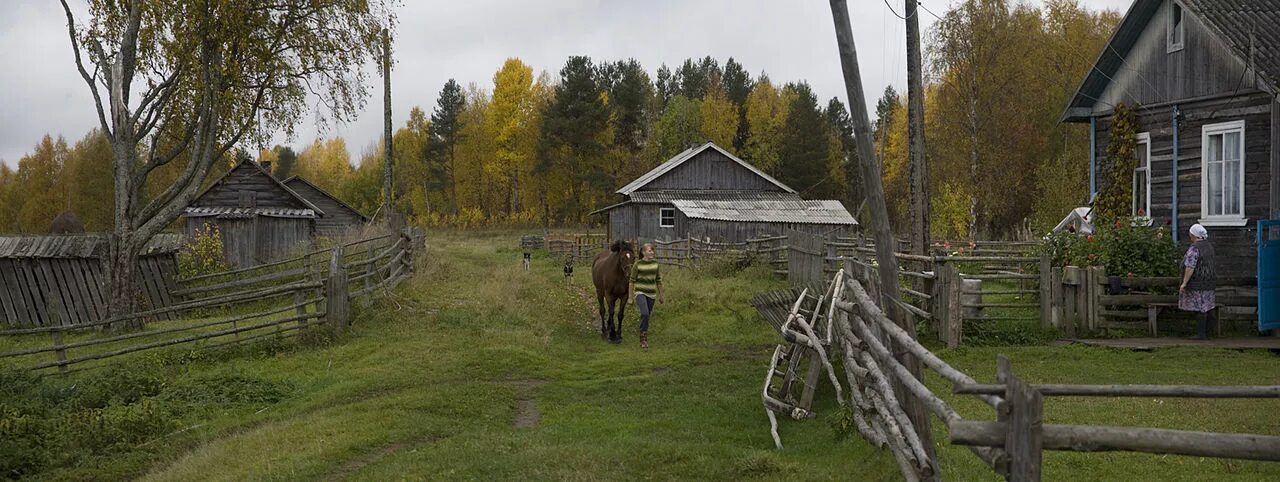 Прогноз погоды село свердловская. Деревни на Кенозере. Деревня Выскатка. Деревня Тавель. Выскатка Сланцевский район.