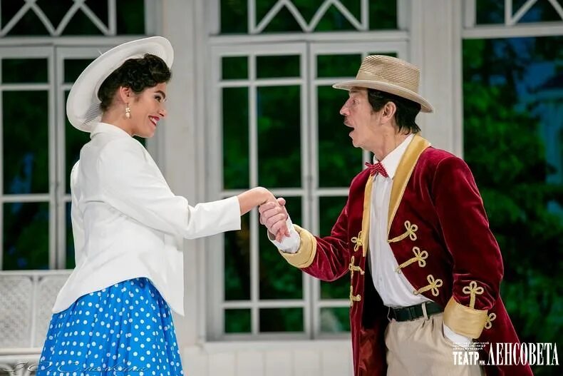 Михаил боярский фото сейчас без шляпы 2020. В этом милом старом доме отзывы. Театр ленсовета синьор из высшего общества. В этом милом старом доме афиша. В этом милом старом доме спектакль ленсовета актеры.