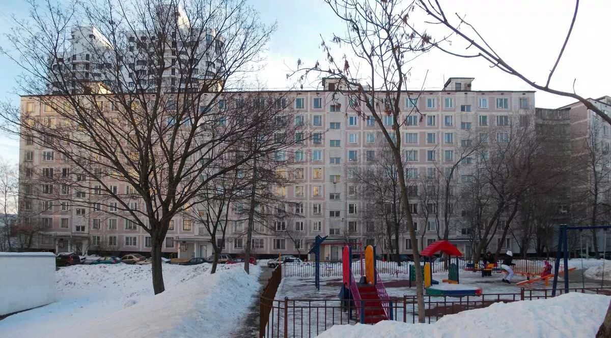 Продается трехкомнатная квартира в Москве 75 кв.м., метро Новые Черемушки, Зюзин