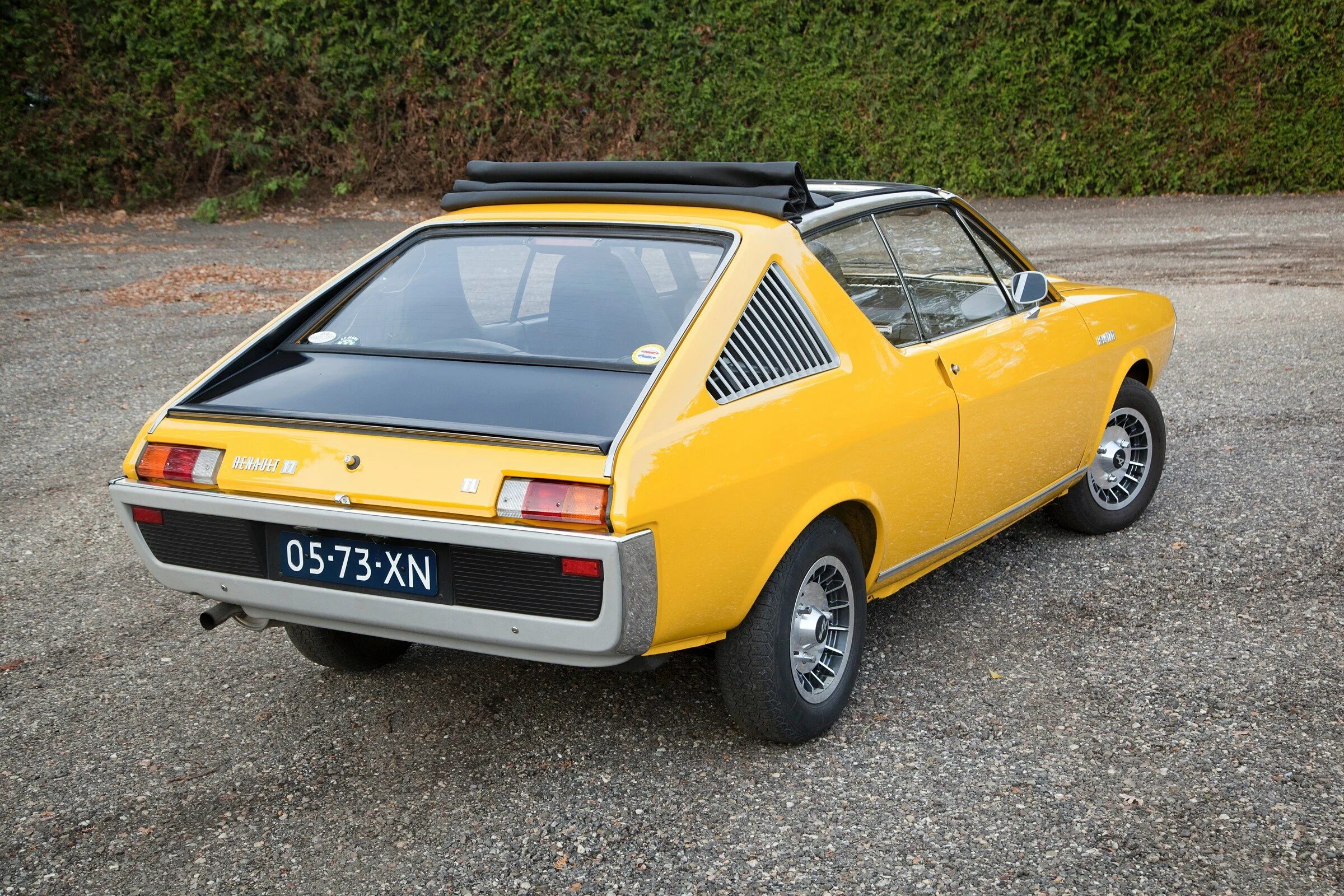Renault 17 1973. Renault 17tl. Renault 17 Gordini. Renault 15 and 17. Renault 17