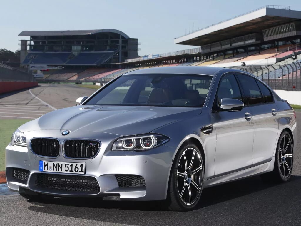 M 5 6. БМВ m5 f10. BMW m5 f10 Competition. BMW m5 2014. БМВ м5 ф10.