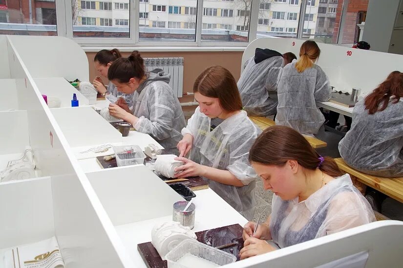 Реставрационный колледж кировский