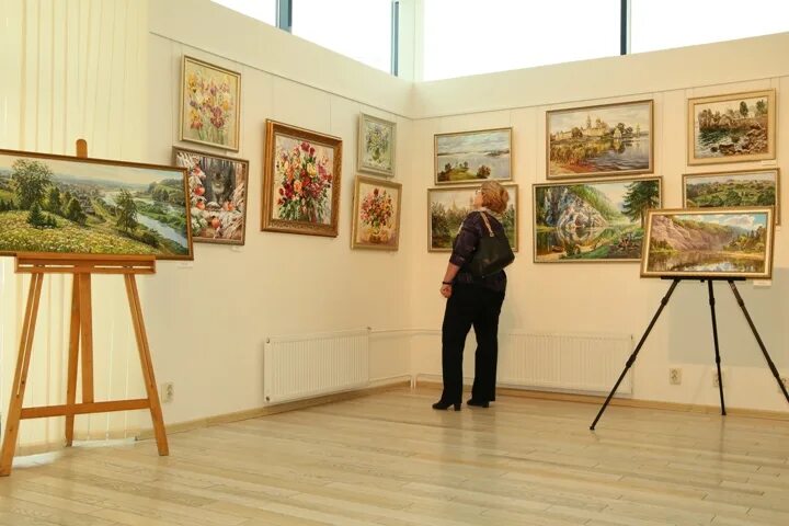 Передвижные выставки художников. Картинная галерея красноярск. Рыбинский музей картинная галерея. Художники карачаево черкесии. Товарищество передвижных художественных выставок xxi век.