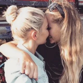 Sisters cam