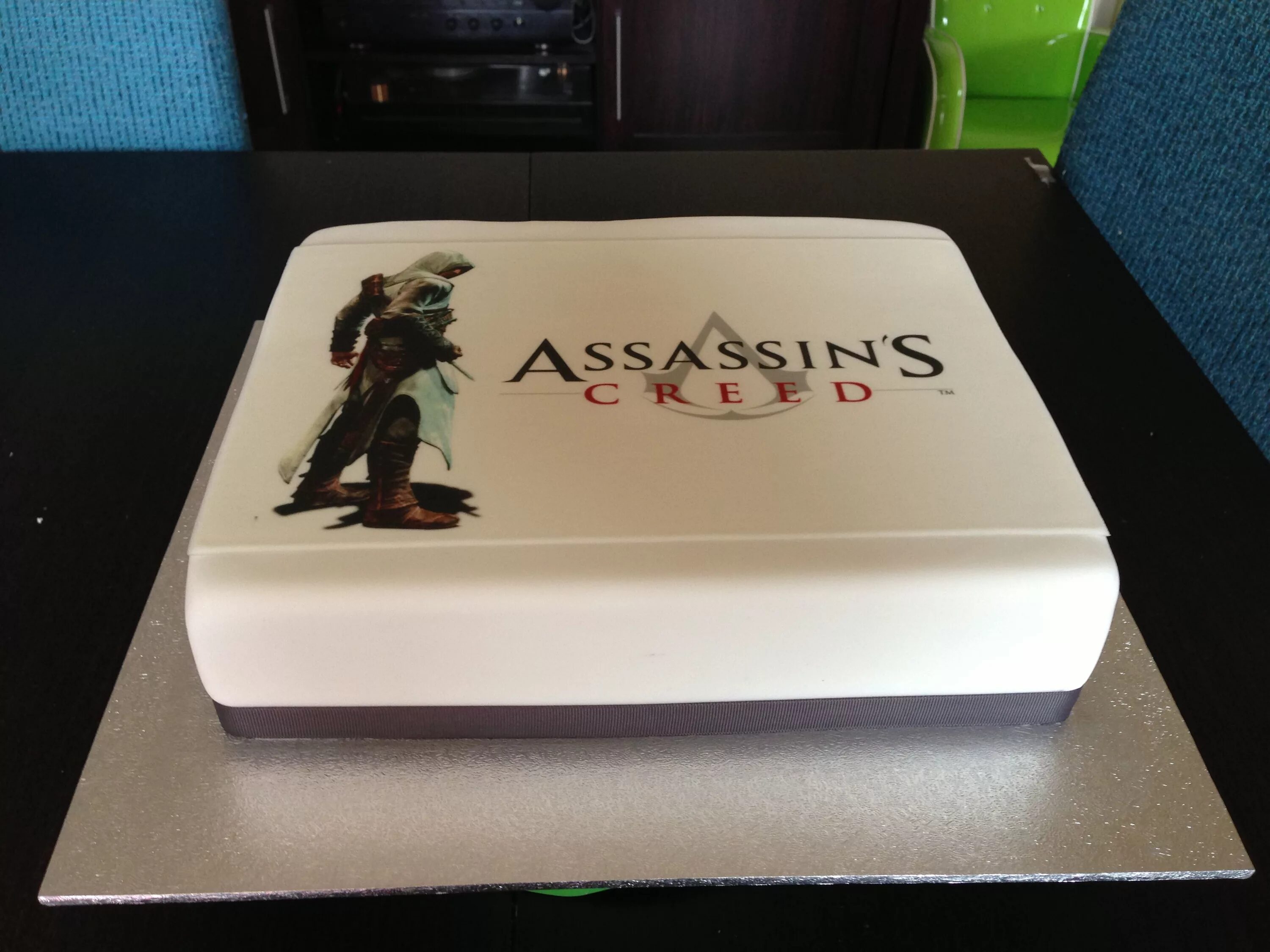This is my cake. Торт Assassin's Creed. Торт ассасин. Торт ассасин Крид. Торт с ассасином.