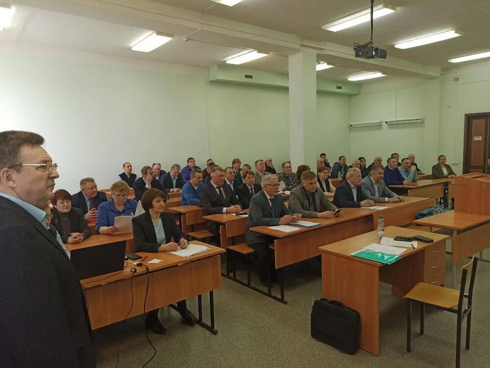 Труженики сельского хозяйства. Аграрный институт екатеринбург. Кузбасская сельскохозяйственная академия кемерово. Кемеровский государственный сельскохозяйственный институт. Конференция пчеловодов в вологде.