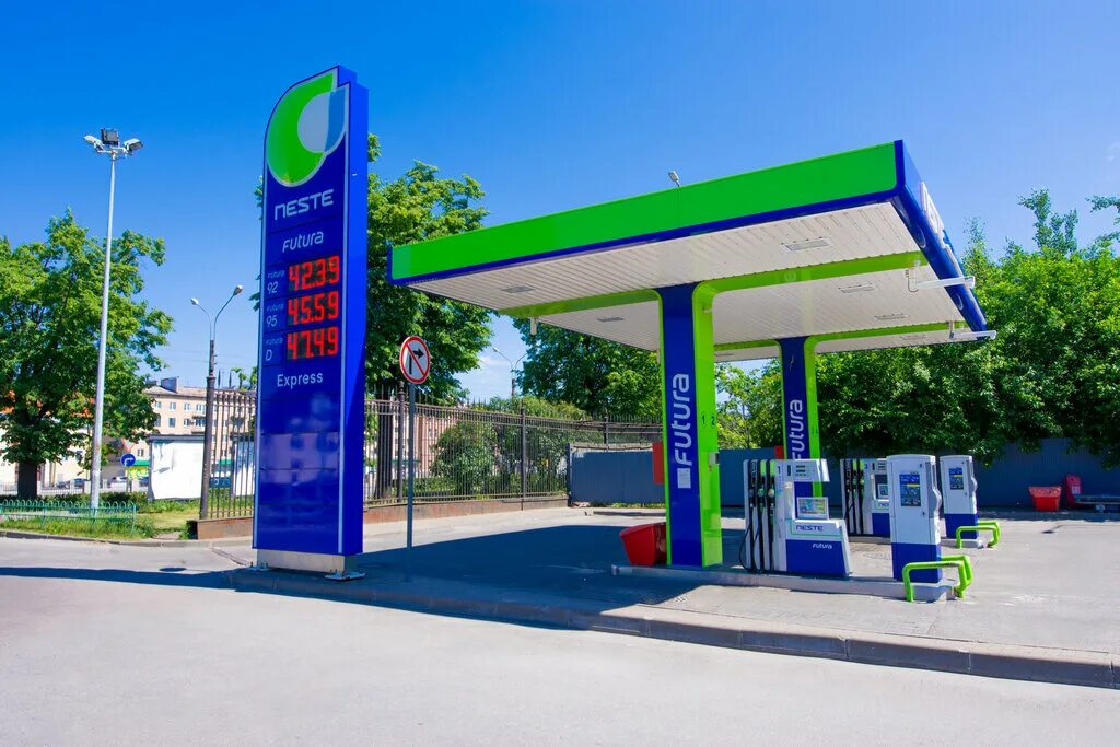 Заправки спб. АЗС neste в Санкт-Петербурге. Neste Gas Station. Бензоколонка несте. Несте заправка.