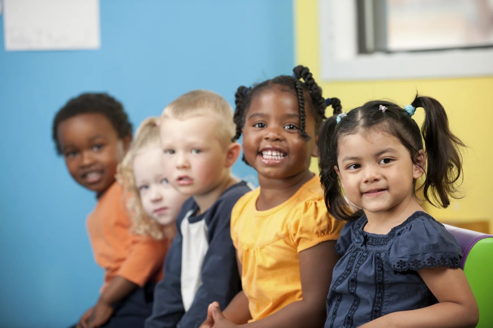 Kind child. Особенности ребенка. Дети в детском саду. School children Black Hispanic. Pre School years.