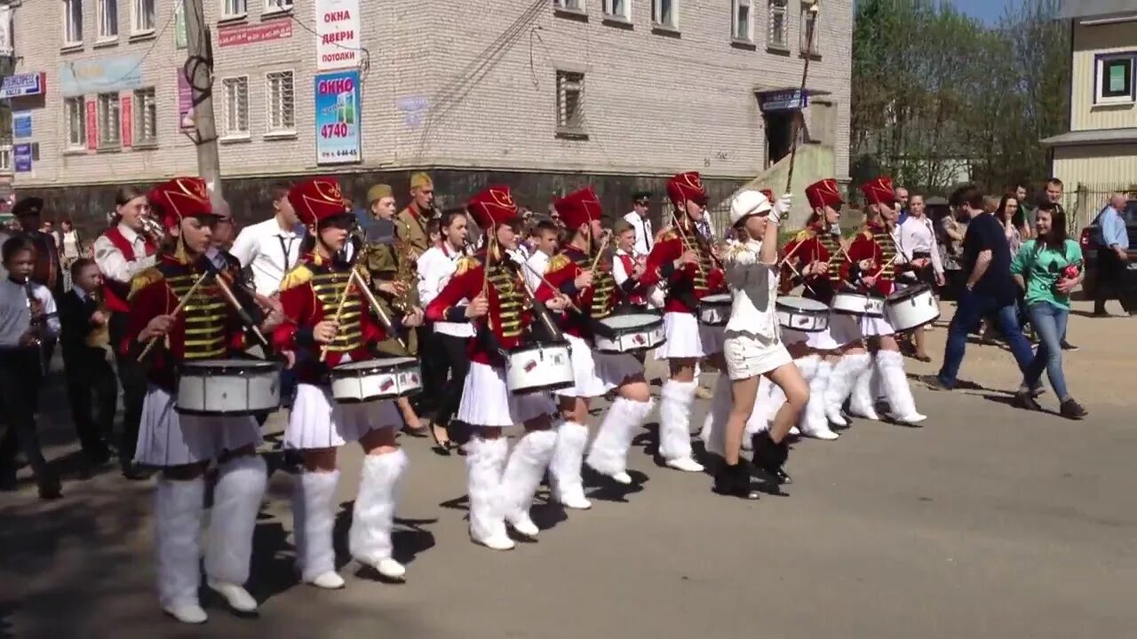 Кувшиново Тверская область школа 2. Кувшиново 9 мая. Мэр города Кувшиново. Шествие 9 мая Кувшиново.