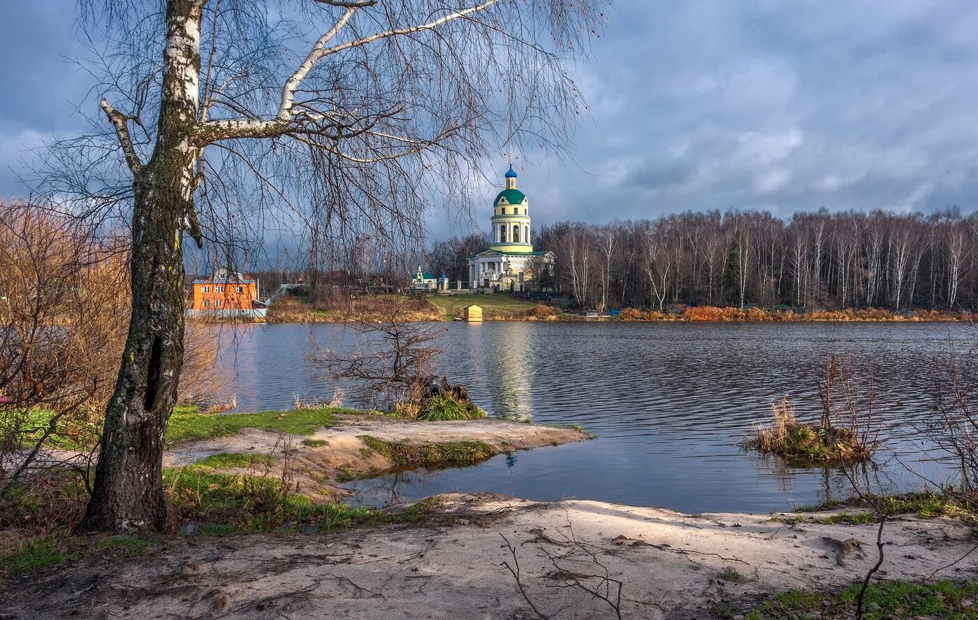 Барские пруды Гребнево. Гребнево пейзаж. Гребнево пруды. Гребнево весной. Березовый храм