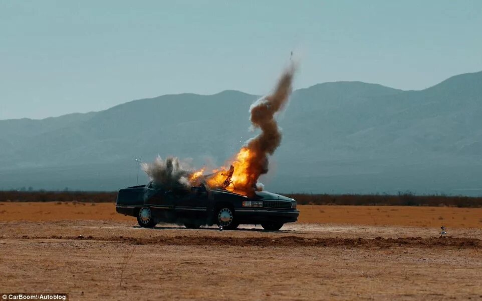 Mad max 2022. Макс ващенко разборки. Безумный макс фури роад. Взрыв ракеты. Илон маск ракета.