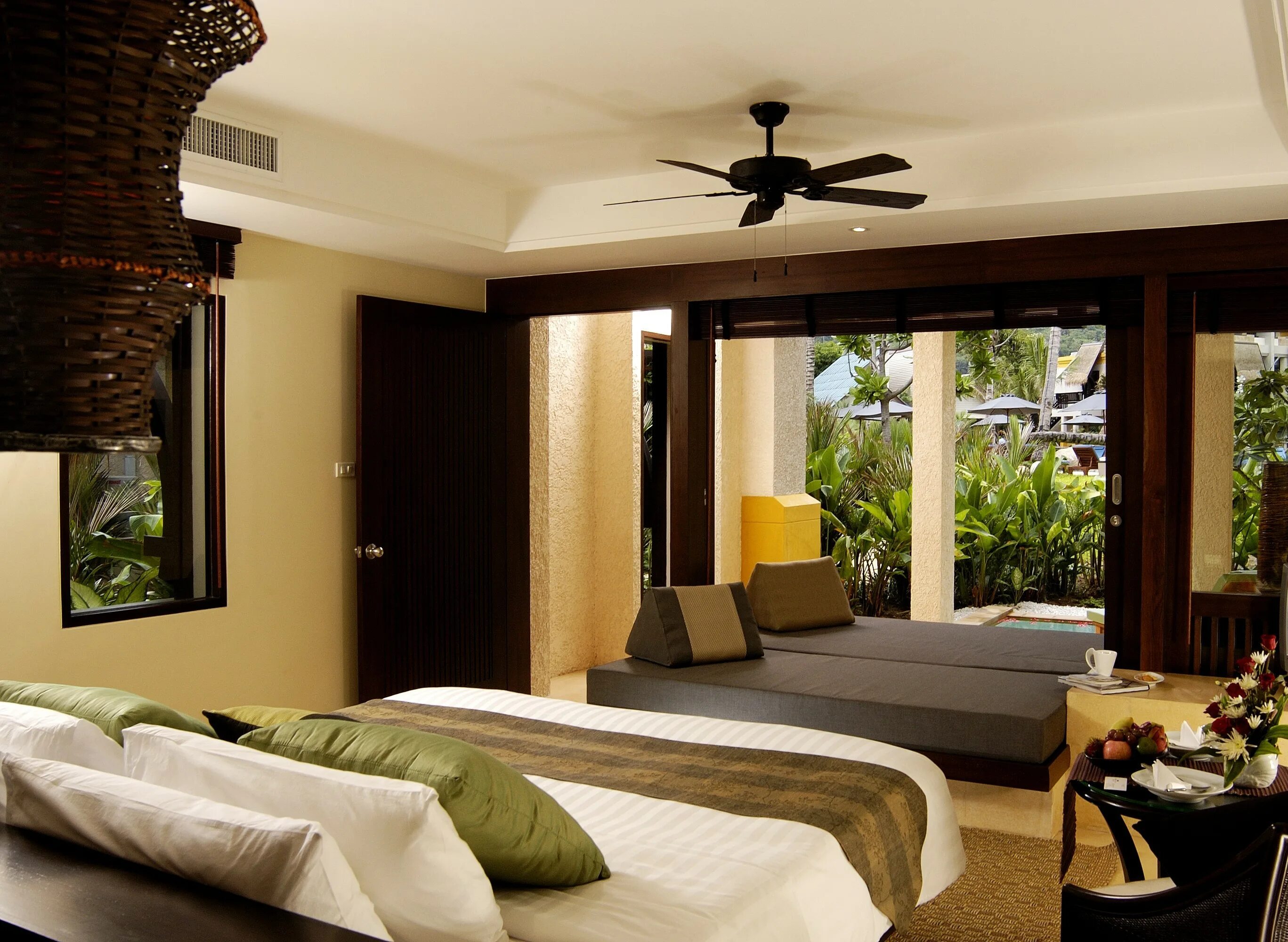 Movenpick resort karon