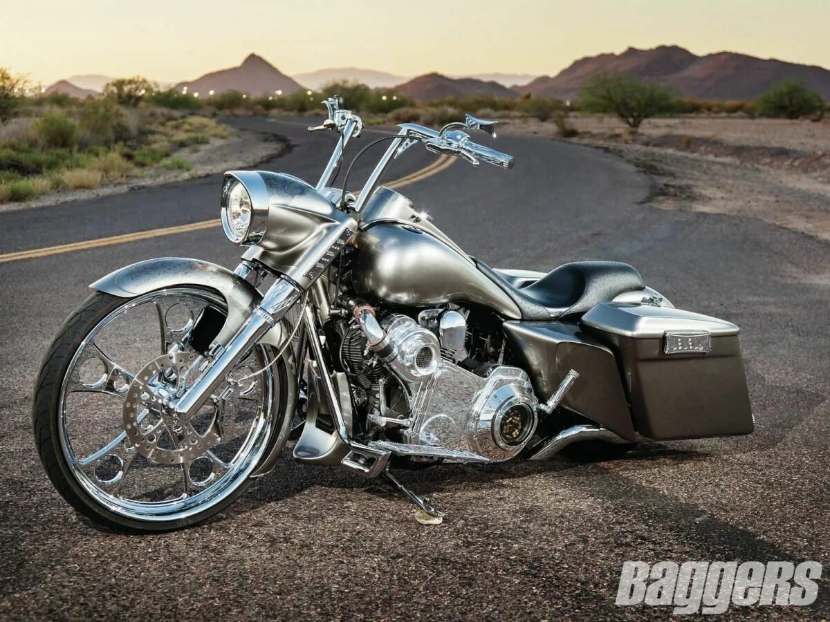 Харлей Дэвидсон роад Кинг. Харлей Дэвидсон роад Кинг кастом. Мотоцикл Harley Davidson Road King. Harley Davidson Road King Custom.