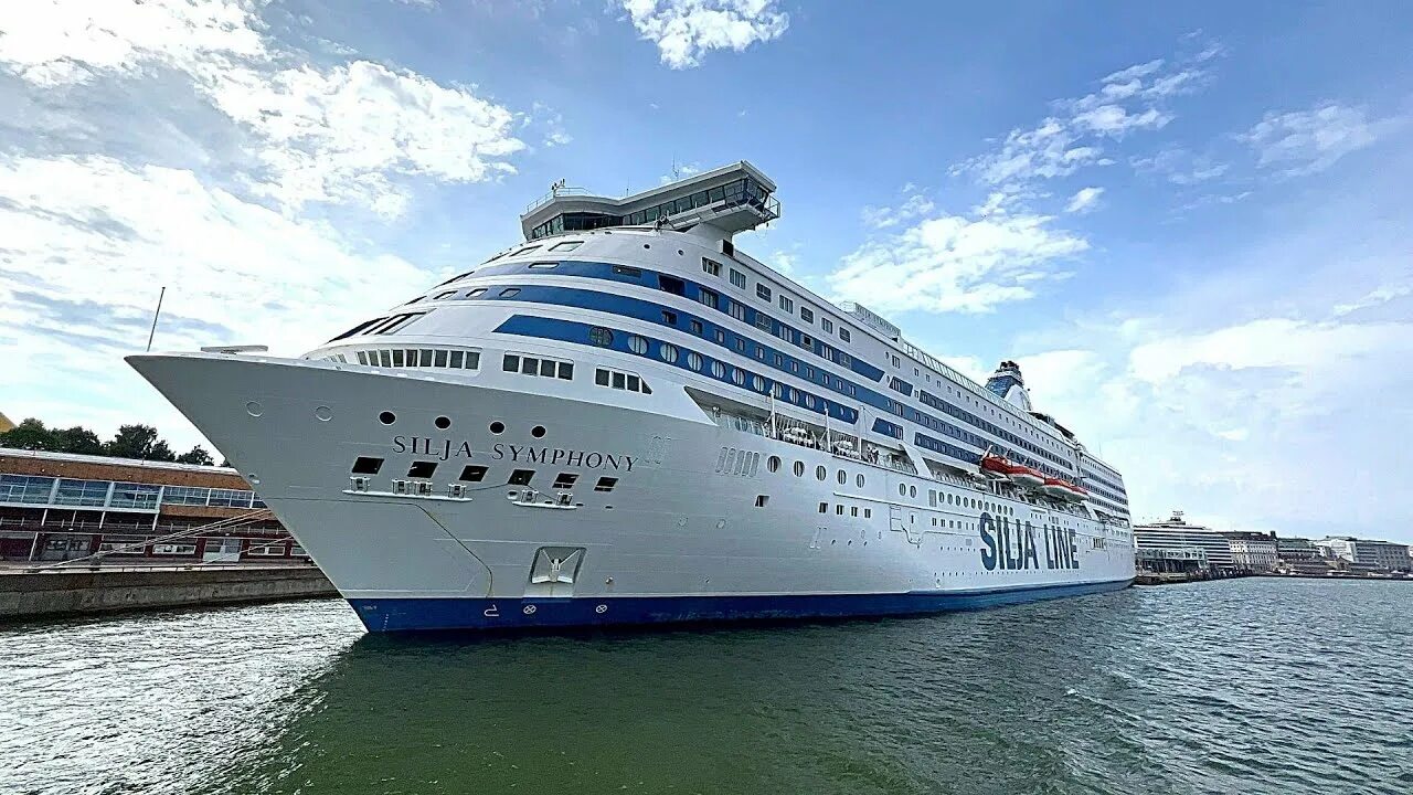Хельсинки стокгольм паромом. Паром стокгольм хельсинки silja symphony. паром silja line хельсинки стокгольм. паром силья лайн хельсинки-стокгольм. silja line паром из хельсинки в стокгольм.
