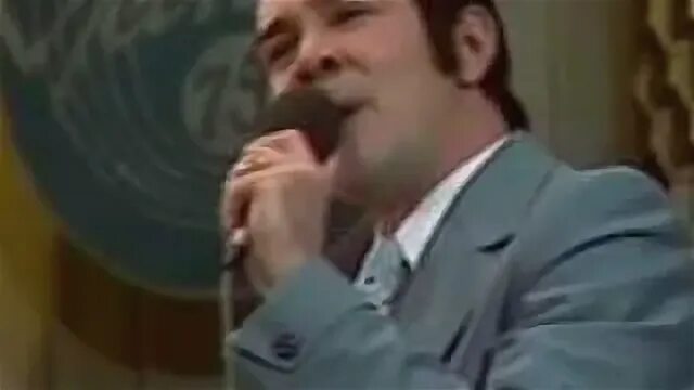 Твои следы магомаев. Магомаев песни твои следы. Магомаев песни твои следы. Муслим магомаев в роли фигаро. Магомаев сериал союзмультфильм.