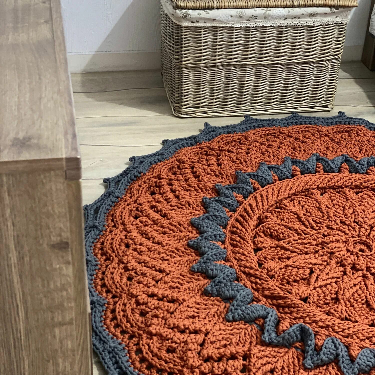 Ковер астрал из полиэфирного шнура. Астрой ковров. Семена низкорослых астр. Вязаные коврики спицами. Семена низкорослых астр.