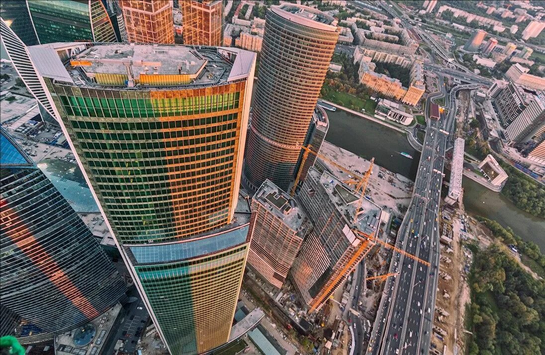 File:Eurasia tower, Moscow (photo taked by indexxrus).jpg - Wikipedia