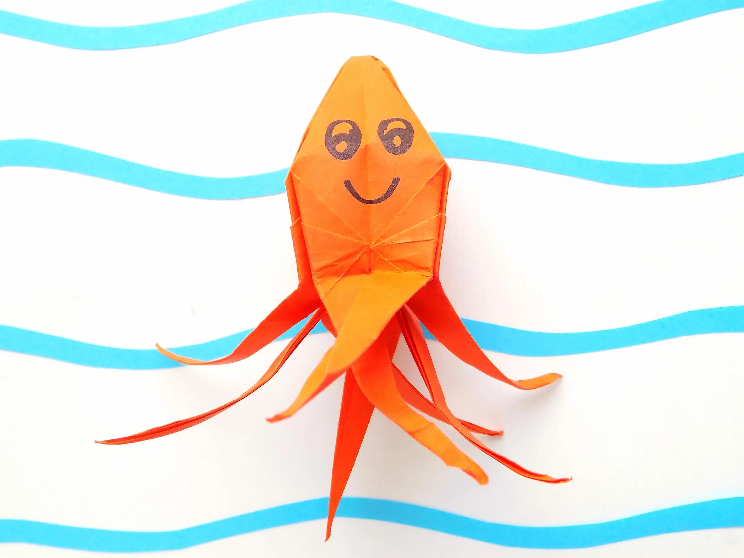 Конструирование осьминог. Как сделать осьминога из бумаги. Поделка осьминог из бумаги. Осьминог из цветной бумаги. Поделка осьминожка из бумаги.