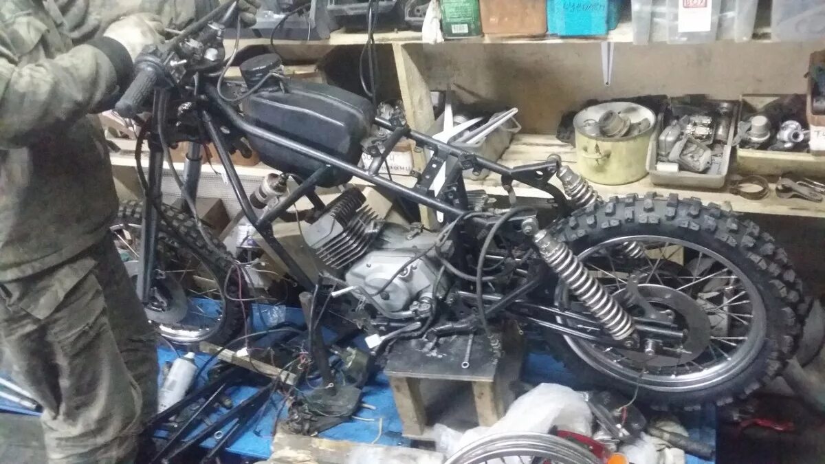 корнет двигатель. иж 2. мопед иж корнет 150. корнет ракета 9м133. иж планета корнет.