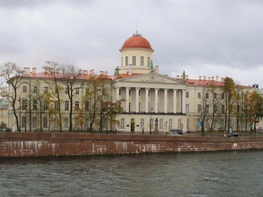 Пушкинский дом, Санкт-Петербург, набережная Макарова. Набережная Макарова 4 Пушкинский дом. Пушкинский дом институт русской литературы РАН. Пушкинский дом 1905.