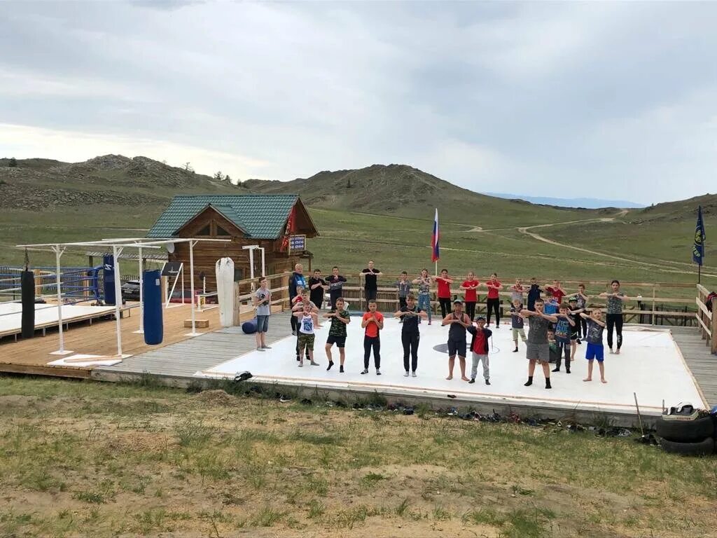 Ветер странствий турбаза малое море. Ветер странствий турбаза малое море. Байкал мрс малое море. Турбаза ветер странствий на байкале. Турбазы мрс.