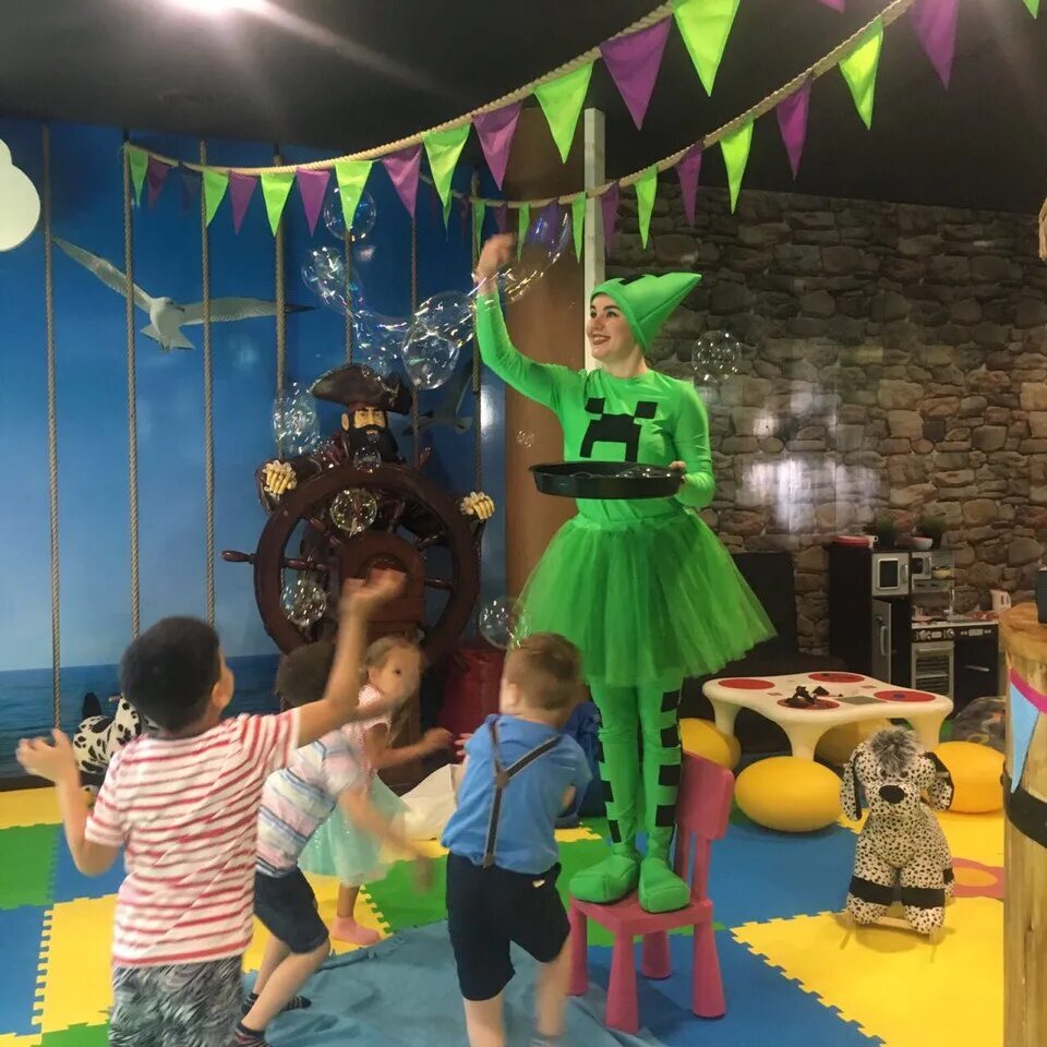 Агентство детских праздников кураж. Отметить детский день рождения сургут. Аниматоры на детский праздник. Детские праздники сургут. Детские праздники сургут.