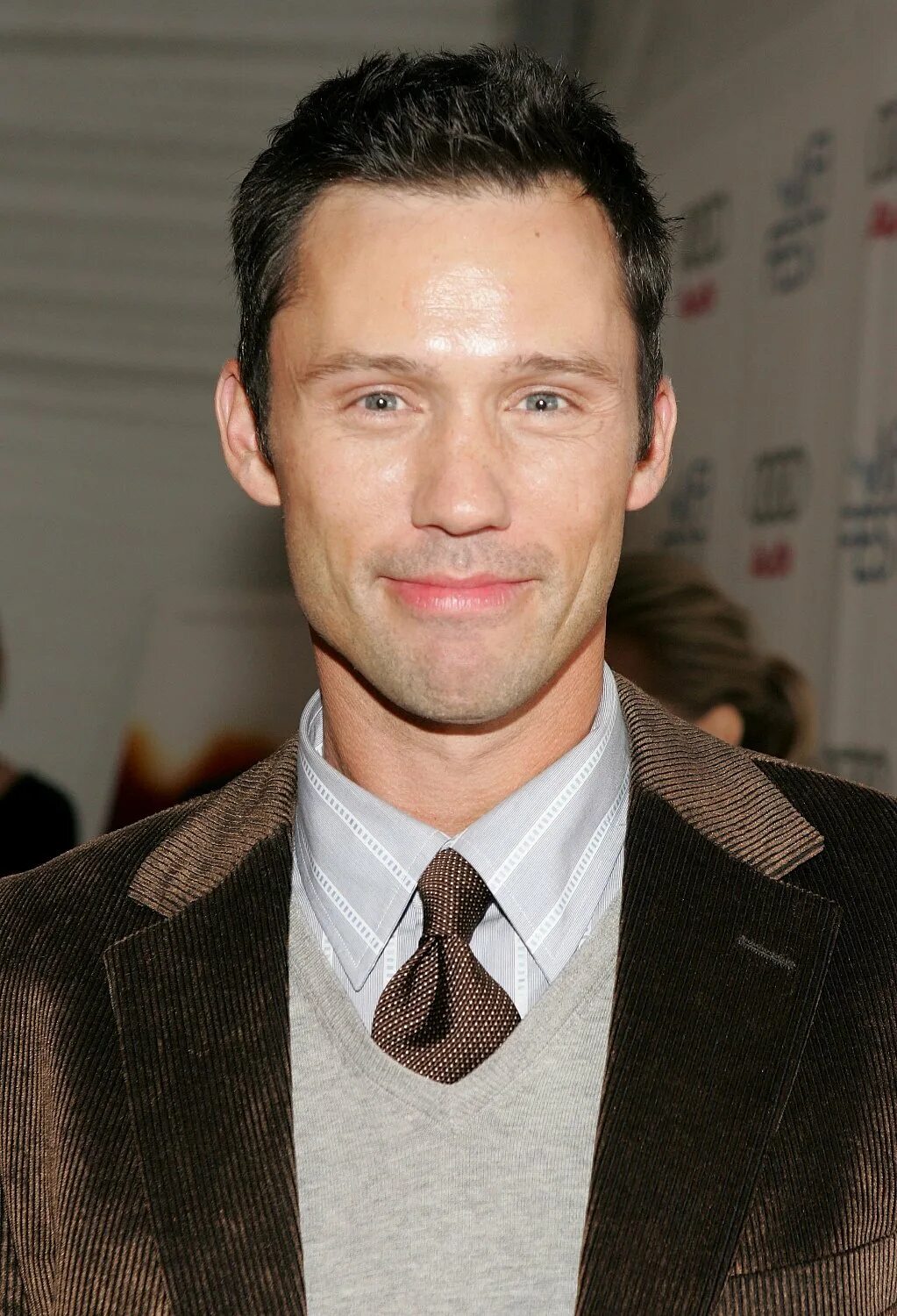 Джеффри донован. Тревор донован (trevor donovan). Джон ф донован актер. Джеффри донован 2022. Джеффри донован 2022.