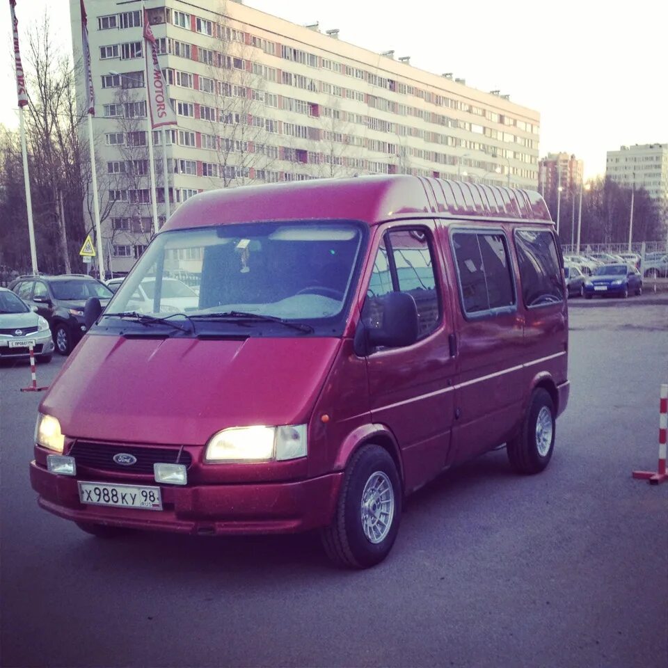 Транзиты по 12 дому. Ford Transit 2.5 МТ, 1997. Форд Транзит 1997. Форд Транзит 5g. Форд Транзит 1997 года.