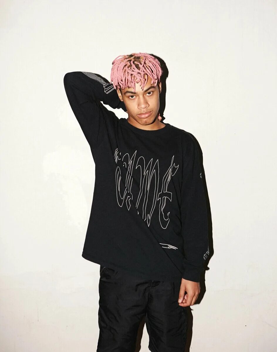Bladee ecco2k. Ecco2k рэпер. ecco2k haircut. ecco2k шведский певец. ecco2k photoshoot.
