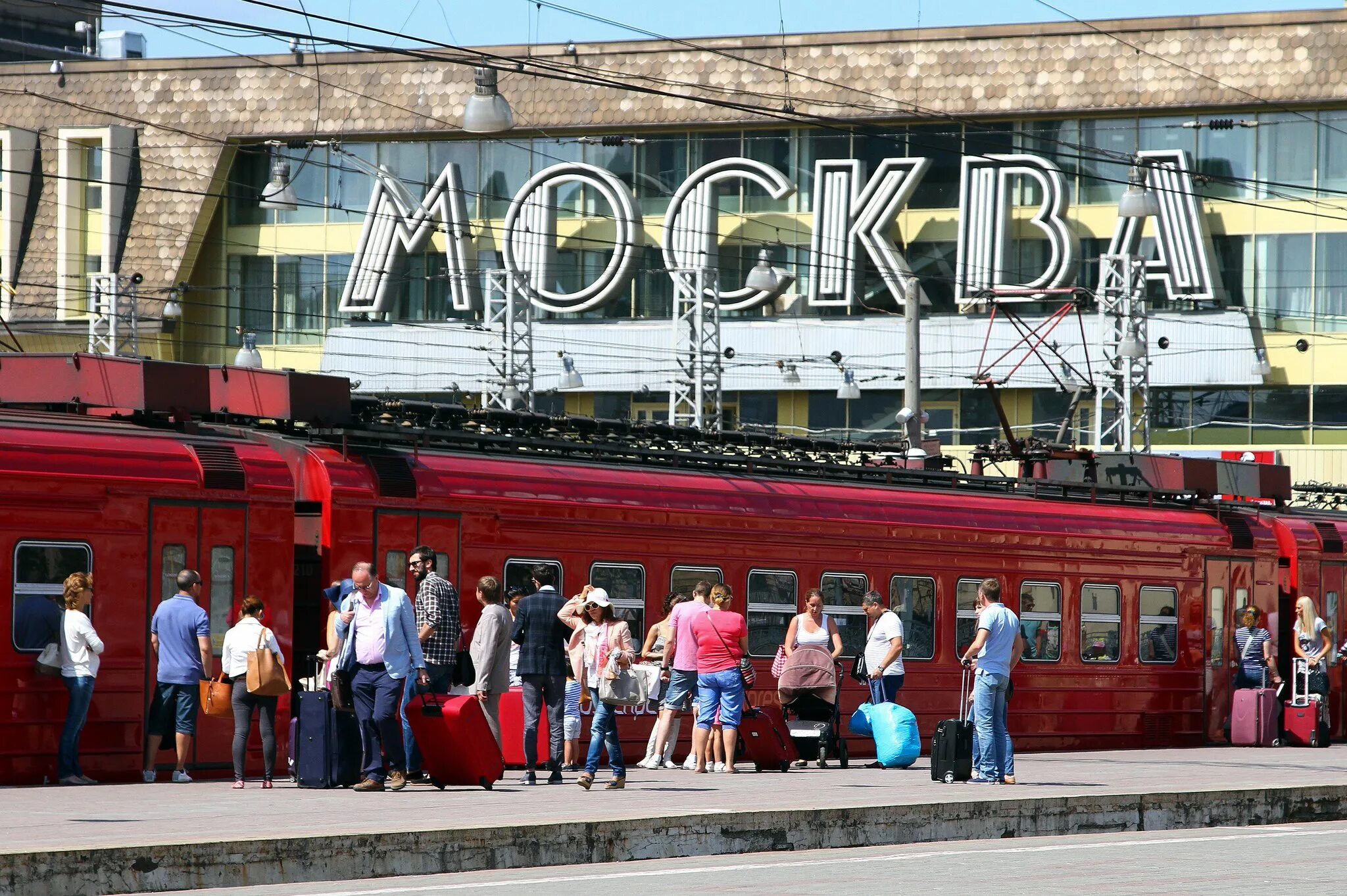 Поезда с павелецкого. Павелецкий вокзал москва. железная. дорога. павелецкий вокзал поезда. москва павелецкая павелецкий вокзал. павелецкий железнодорожный вокзал.