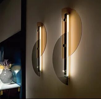 Wall lamp