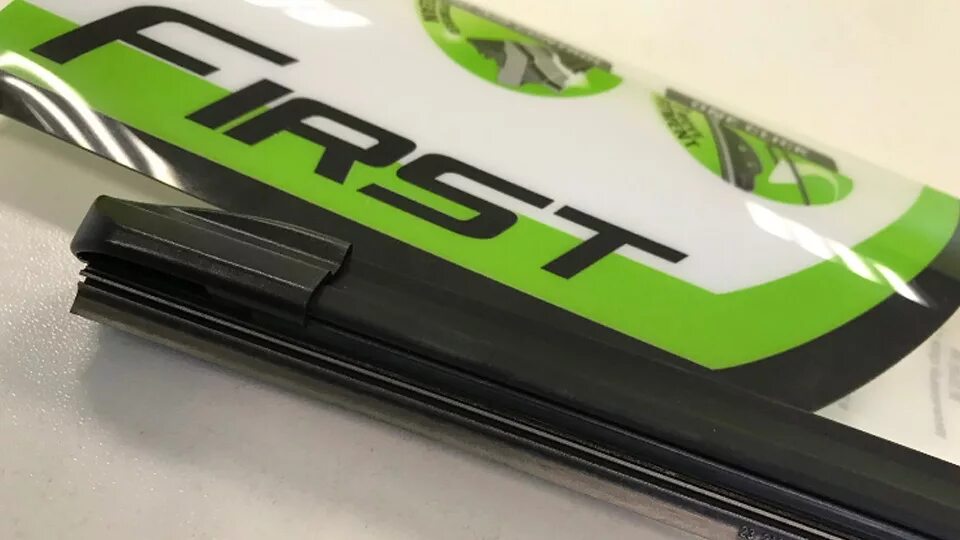 Щетка стеклоочистителя валео. 575832 valeo. valeo 575833. щетка стеклоочистителя valeo 577984. valeo 575831.