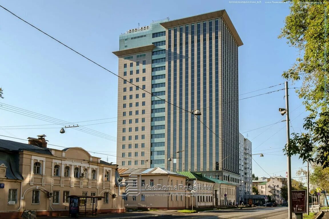 Гостиница валс москва. Ул дубининская 35. Ул дубининская 35. Отель космос на дубининской москва. Визовой центр португалии в московской.