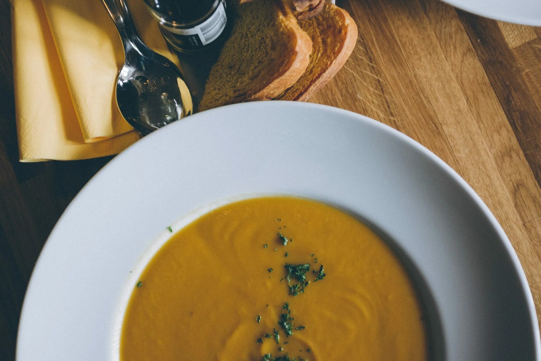 Your soup. Мавританский суп. Суп на красивом фоне. Тыквенный суп подача в ресторане современная. Германия: ресторан-Vendome тыквенный суп.