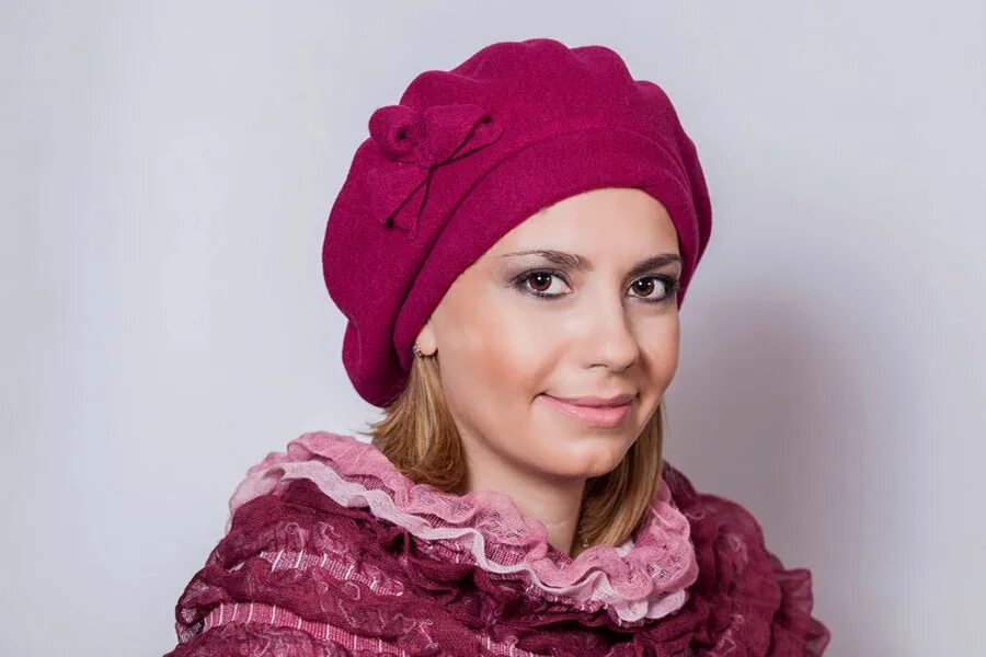 Берет недорого. Берет tonak. чешские береты тонак. шляпа tonak. шапки tonak.