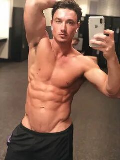 2020 年"鈣 片 奧 斯 卡"頒 獎 史 上 第 一 個 非 裔 成 人 影 帝 誕 生. GagaTai 嘎 嘎 台