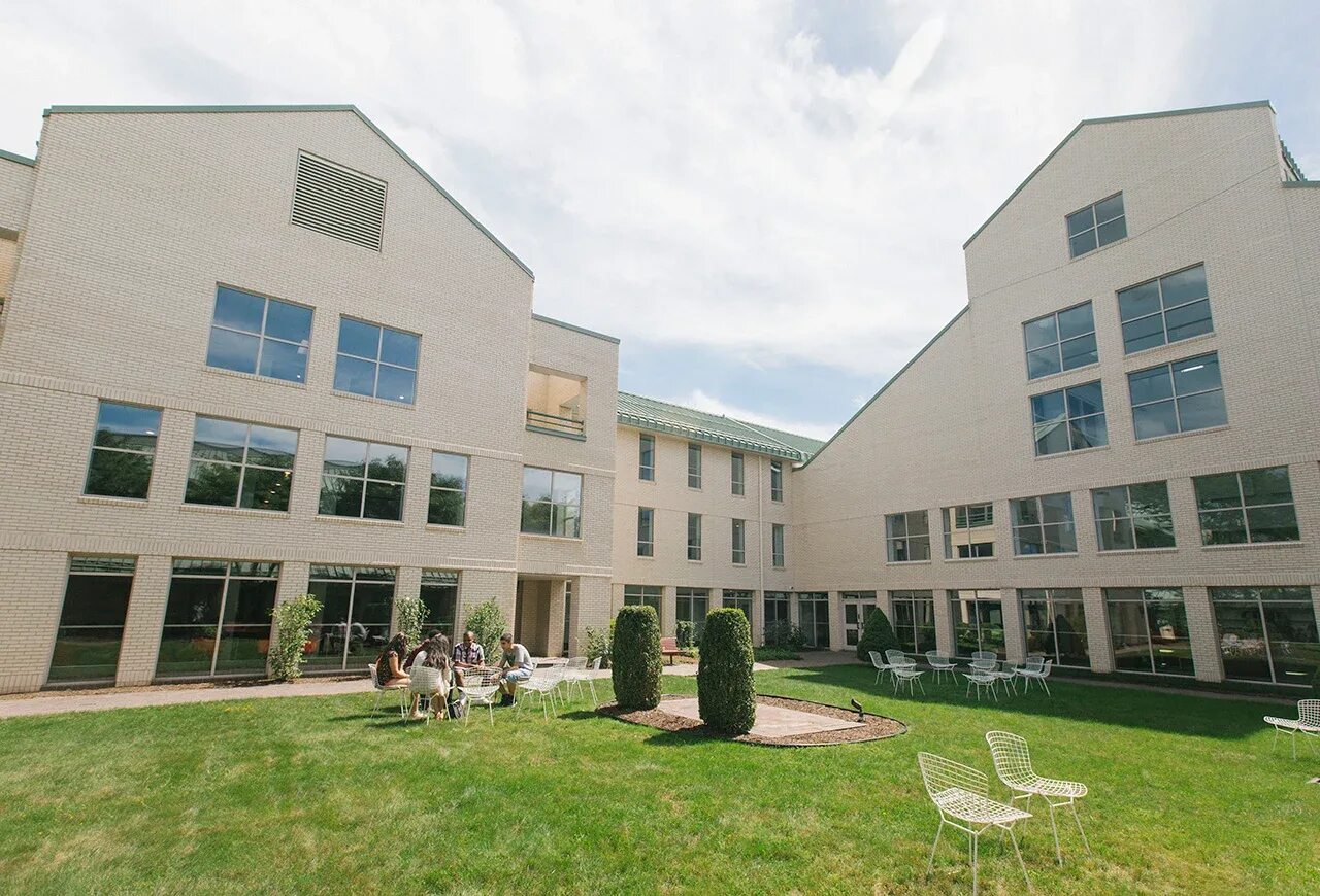 Нью йорк школа пансион. Академия кино в сша. Humo school academy логотип. Кампус нью йорк new york film academy. Лос анджелес академия киноискусств.