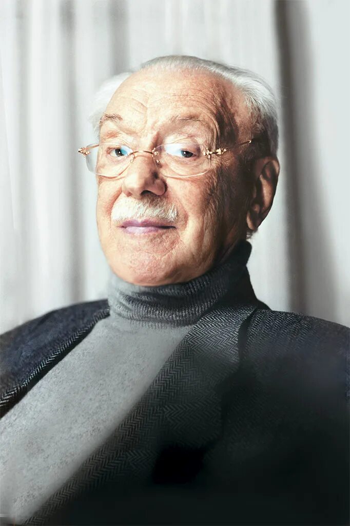 Св михалков. Михалков сергей владимирович. сергей михалков писатель. сергей михалков фото. сергей михалков поэт.