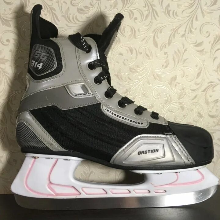Коньки бауэр x700. Коньки хоккейные 225l. Коньки хоккейные 43. Коньки хоккейные 43. Хоккейные коньки skystar.