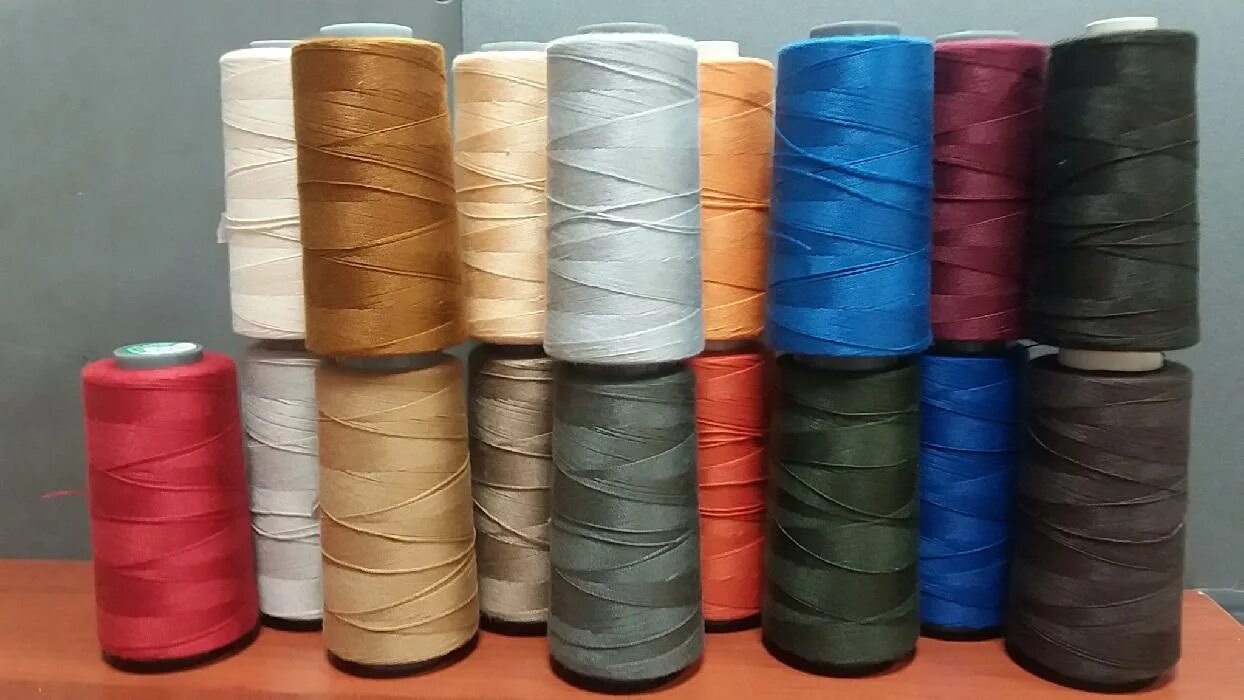 крафт ниток. нитки 100. нитки 100лл, 1000 м, белые. нитки 100. нитки армированные 100лл 5000 м бабина.