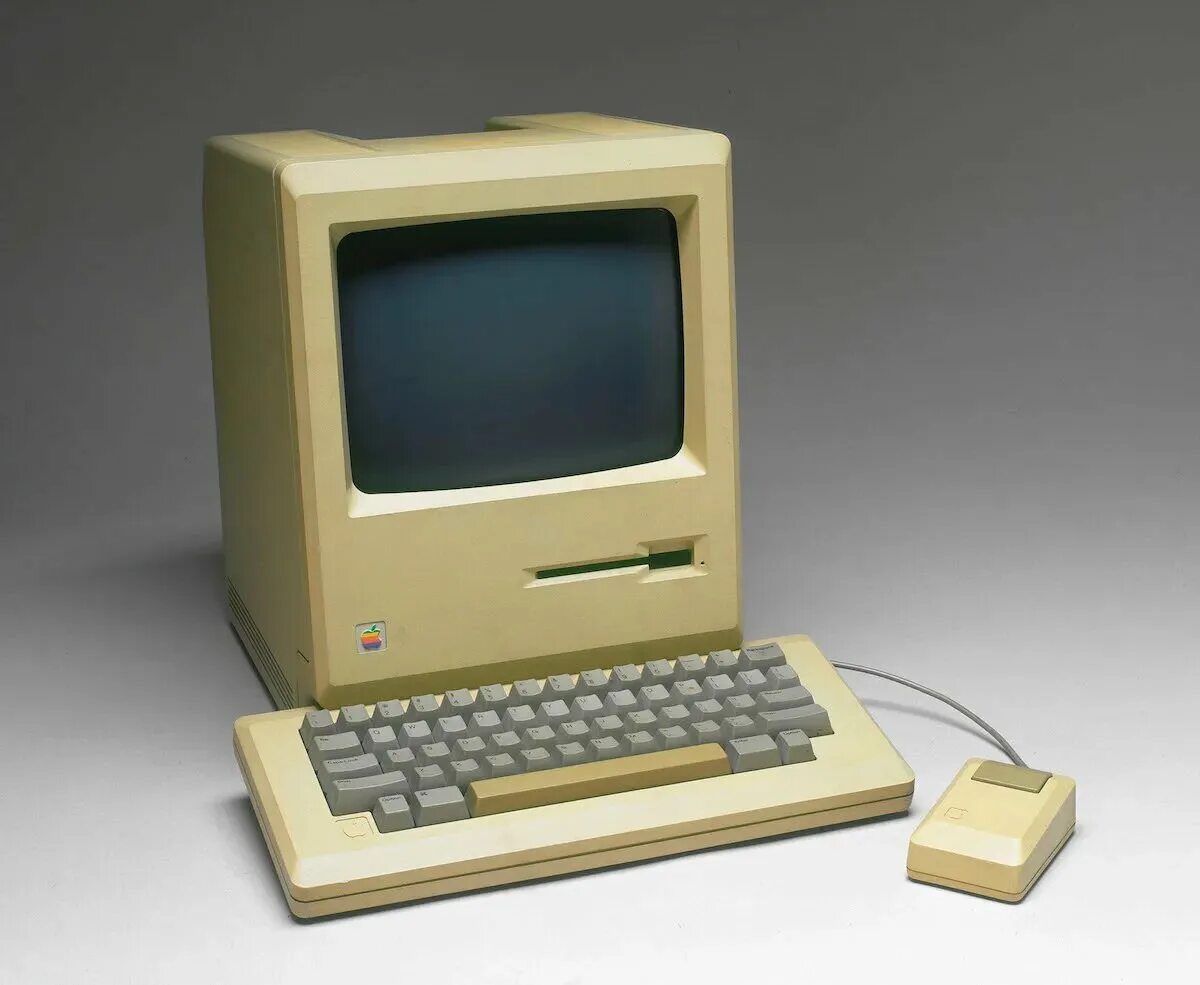 First apple. Компьютер Apple Macintosh (1984). Компьютер макинтош 1984. Apple Macintosh 1. Самый первый компьютер Эппл 1976.