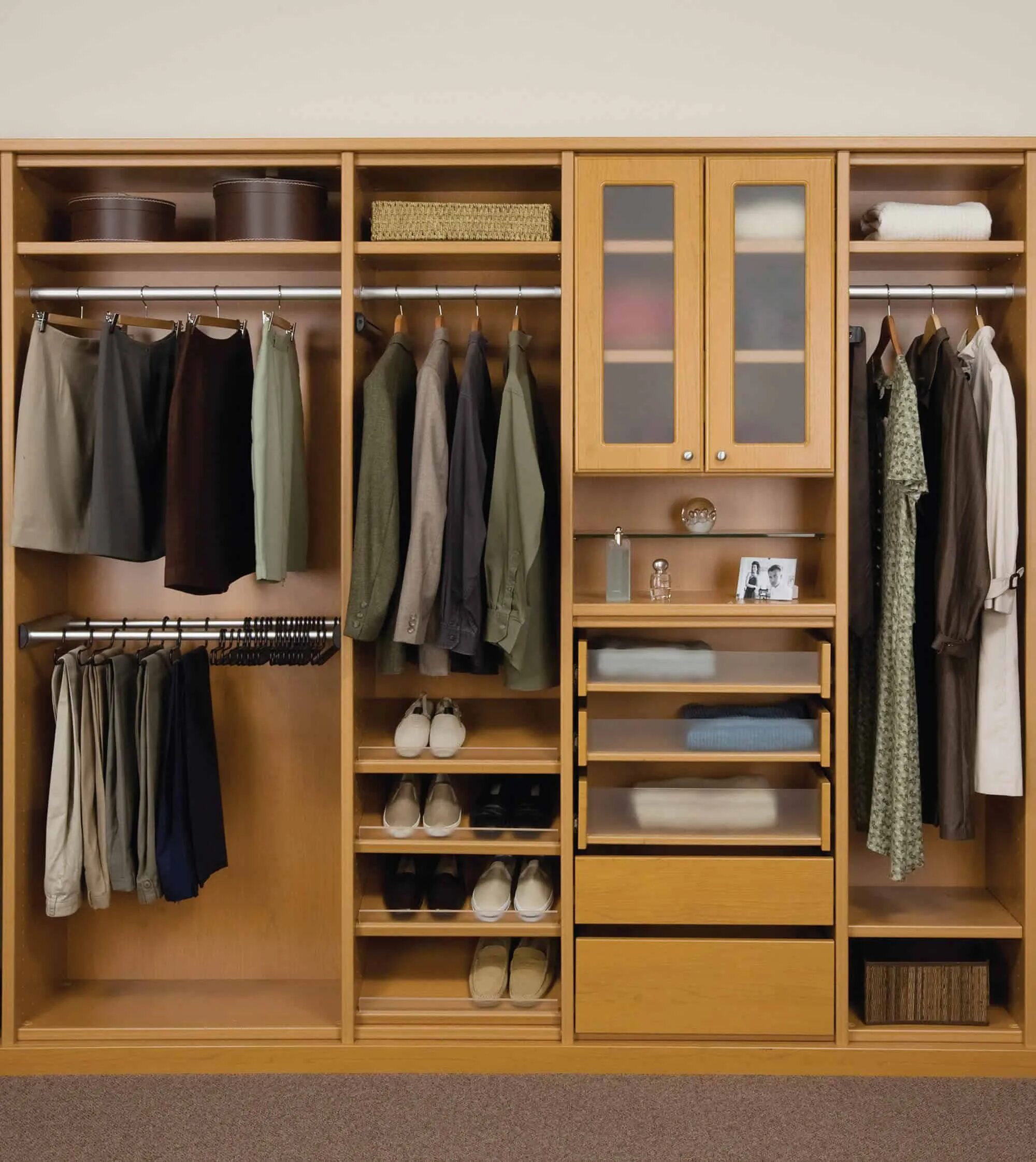 Шкаф внутри фото. Шкаф wardrobe-ands-01 cupboard. наполнение платяного шкафа. шкаф плательный наполнение. внутреннее наполнение платяного шкафа.
