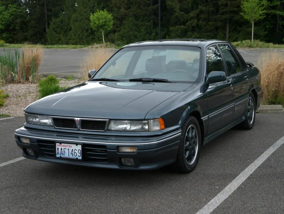 Mitsubishi lancer 1980. Mitsubishi mirage 1987. Митсубиши галант 1993. Mitsubishi colt 1 поколения. Митсубиси галант 1991.