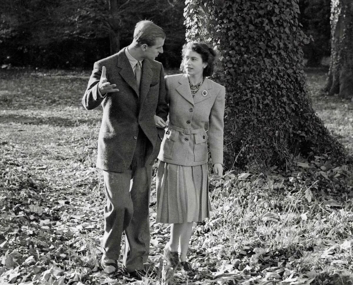 Муж елизаветы в молодости. Elizabeth 2 and Prince Philip.