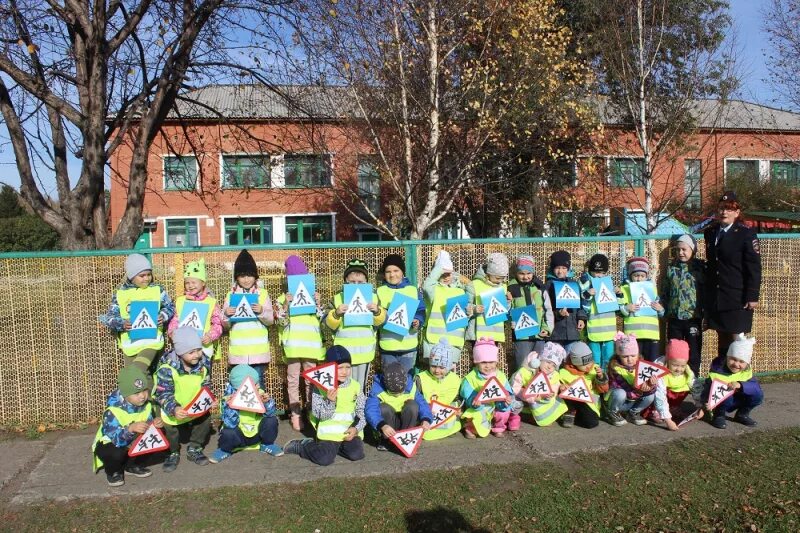 Мариинск калининский. Аграрный техникум кемерово. Поселок калининский кемеровская область мариинский район. Мариинск калининский. Мариинск калининский.