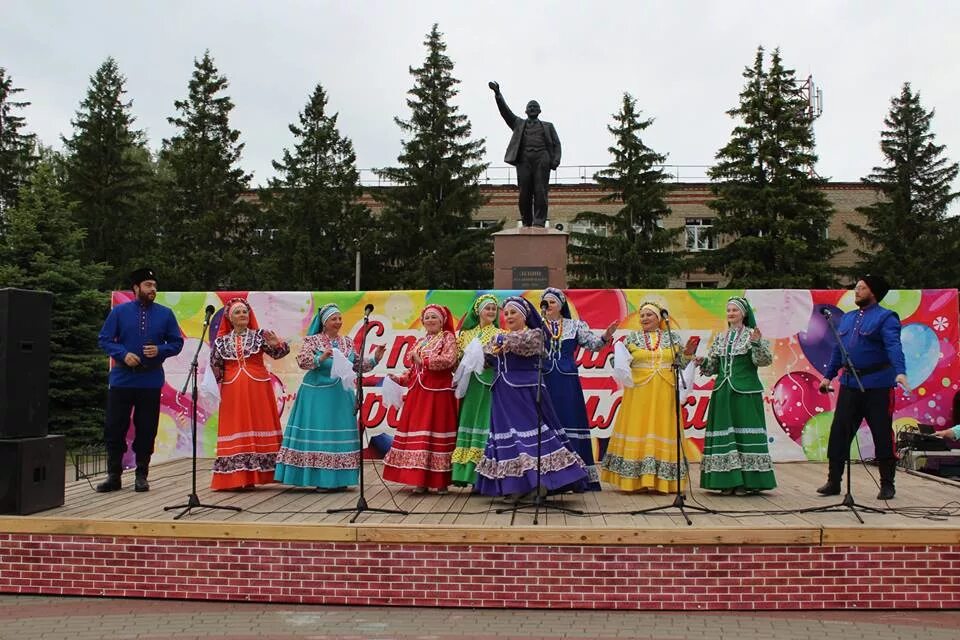 Подслушано в никифоровке барахолка. РП Дмитриевка Никифоровского района. Дмитриевка Никифоровский р Тамбовская область. Екатеринино Тамбовская область Никифоровский район. РП Дмитриевка Никифоровского района Тамбовской.