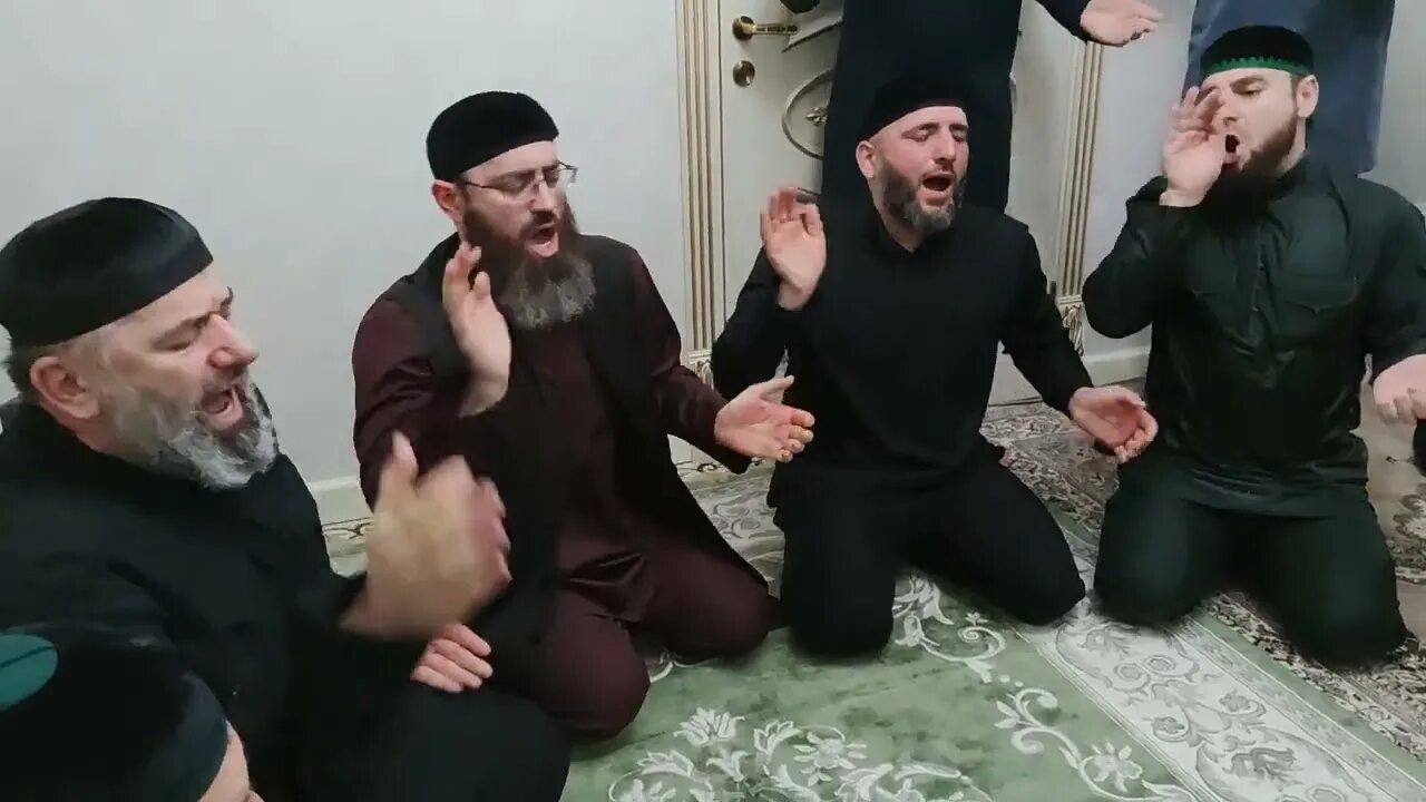 Зикр дилер. Зикар атаги. зикр в грозном. зикр 002. атаги в грозном.