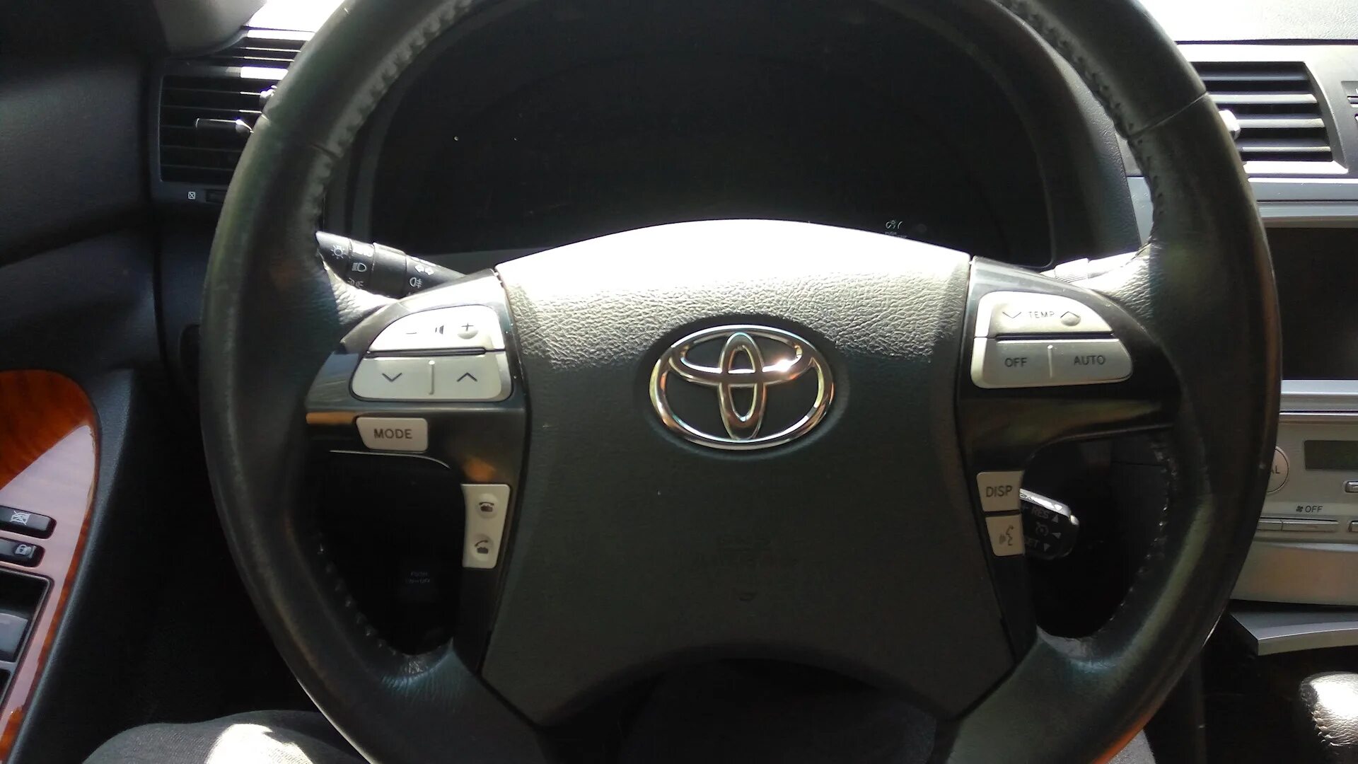 Как снять кнопки руля камри 40 Кнопки руля+пересвет Toyota Camry (XV40), 2,4 л, 2008 года стайлинг DRIVE2